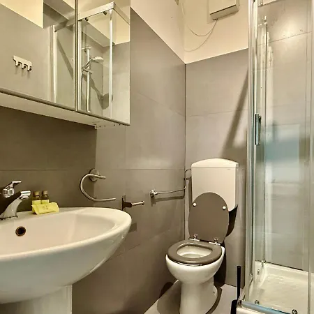 Lungarno - Giardino E Vasca Apartman