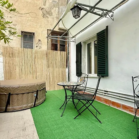 Appartamento Lungarno - Giardino E Vasca *