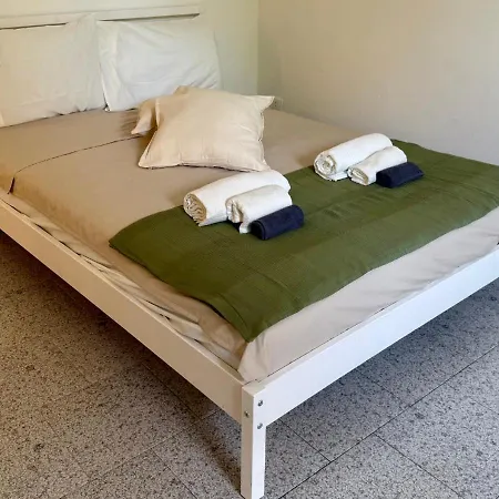 Lungarno - Giardino E Vasca * Pisa